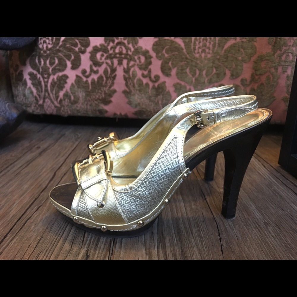 Burberry shoes size 6 - Picture 3 of 6